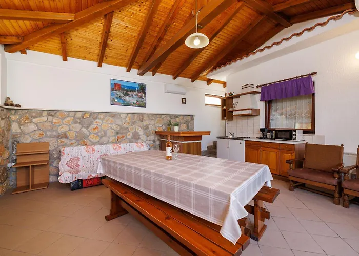 Апартаменты Info Крк