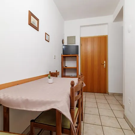 Apartman Info