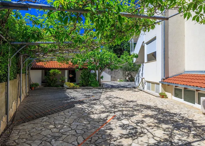 Info Apartment *